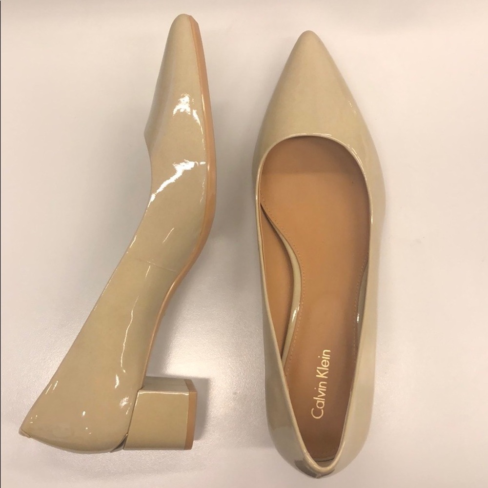 Calvin Klein Genoveva Pump in Tan, 9.5 (UNWORN)